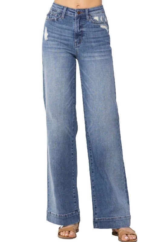 Cowgirl Chaps Wide Leg Jeans In Medium Blue