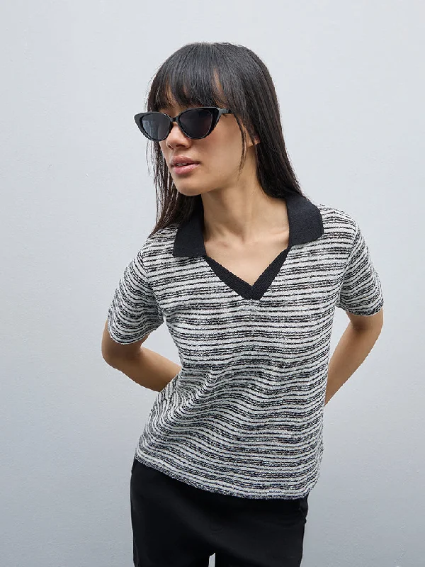 Studiofit Black & White Striped T-Shirt